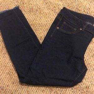 Women’s Cropped Jeans